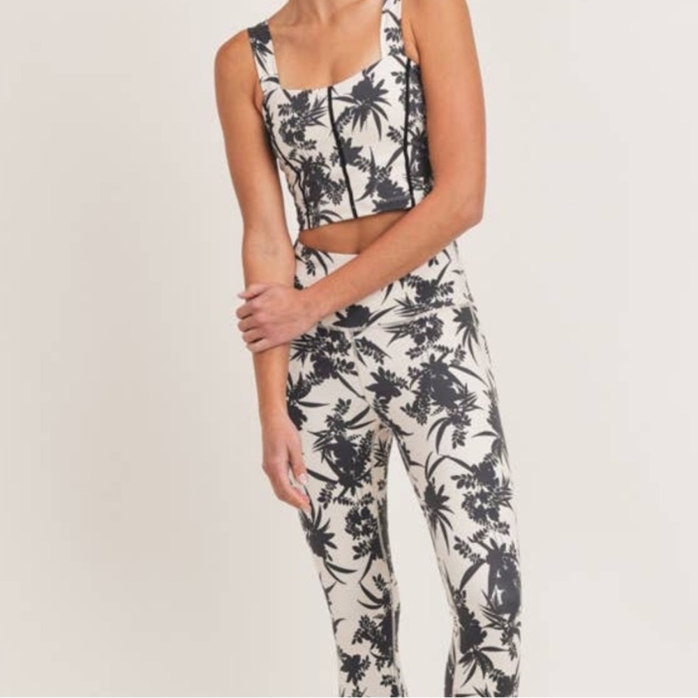 Mono B Floral Silouette Print Leggings and Crop Top Storts Bra set